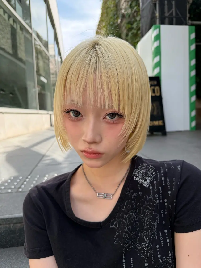 ショート カラー 切りっぱなしボブ ブリーチ ブロンド ケアブリーチ 透明感カラー カット ヘアカラー 💎透明感カラー特化 💎TAISEIのヘアスタイル