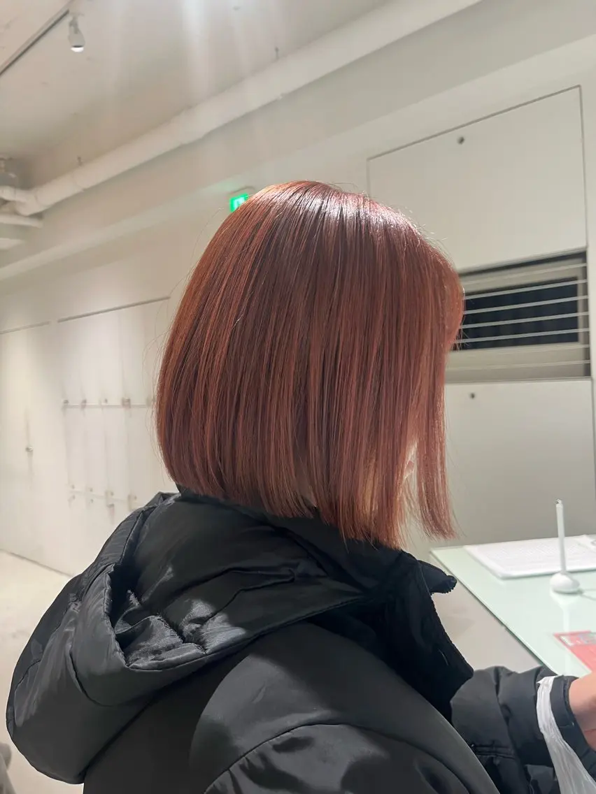 ミディアム Louwe 小島のヘアスタイル