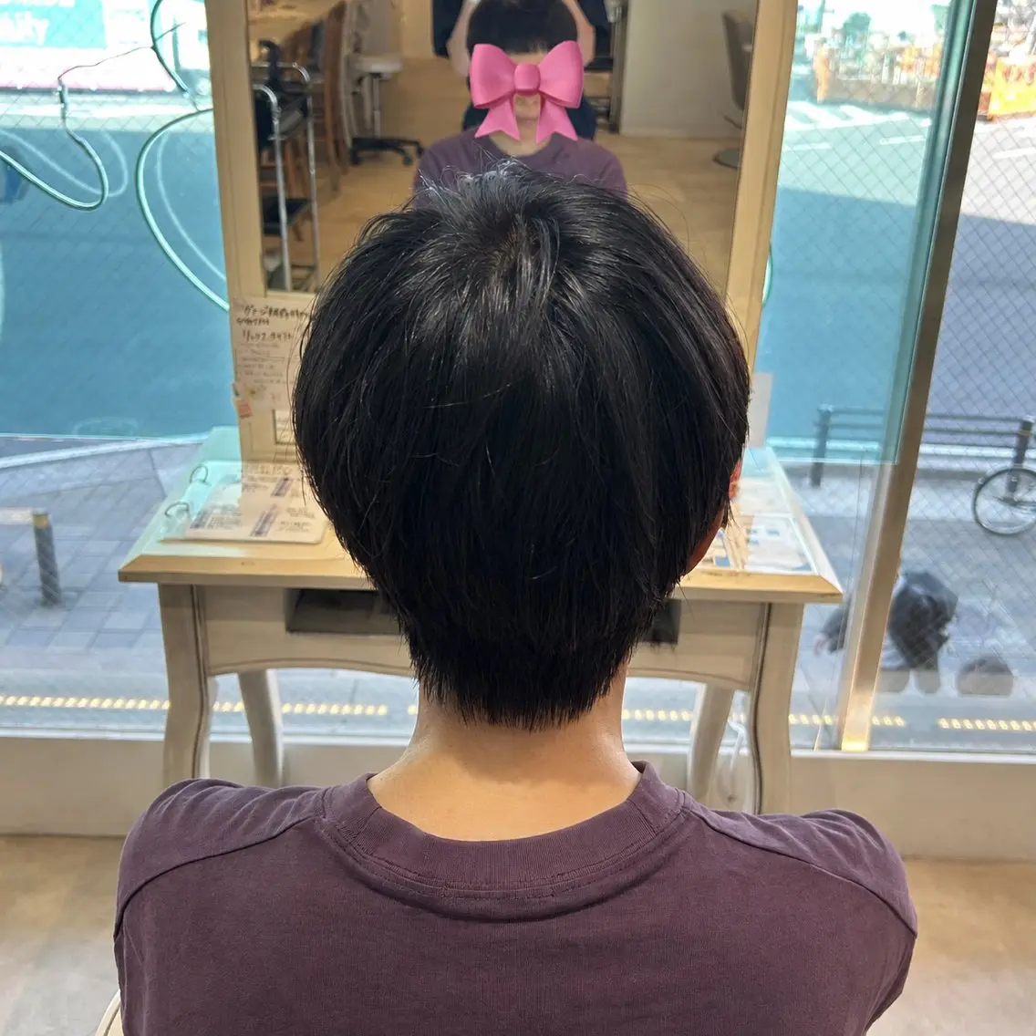 ショート カラー Crebia Honokaのヘアスタイル