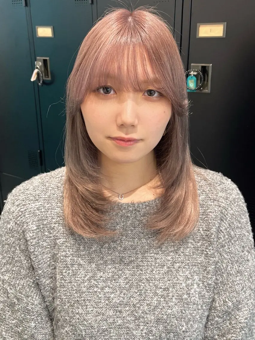 ミディアム カラー ブリーチ ダブルカラー イルミナカラー ブリーチなしカラー ボブ カット ヘアカラー トリートメント LUCK 本厚木店のヘアスタイル