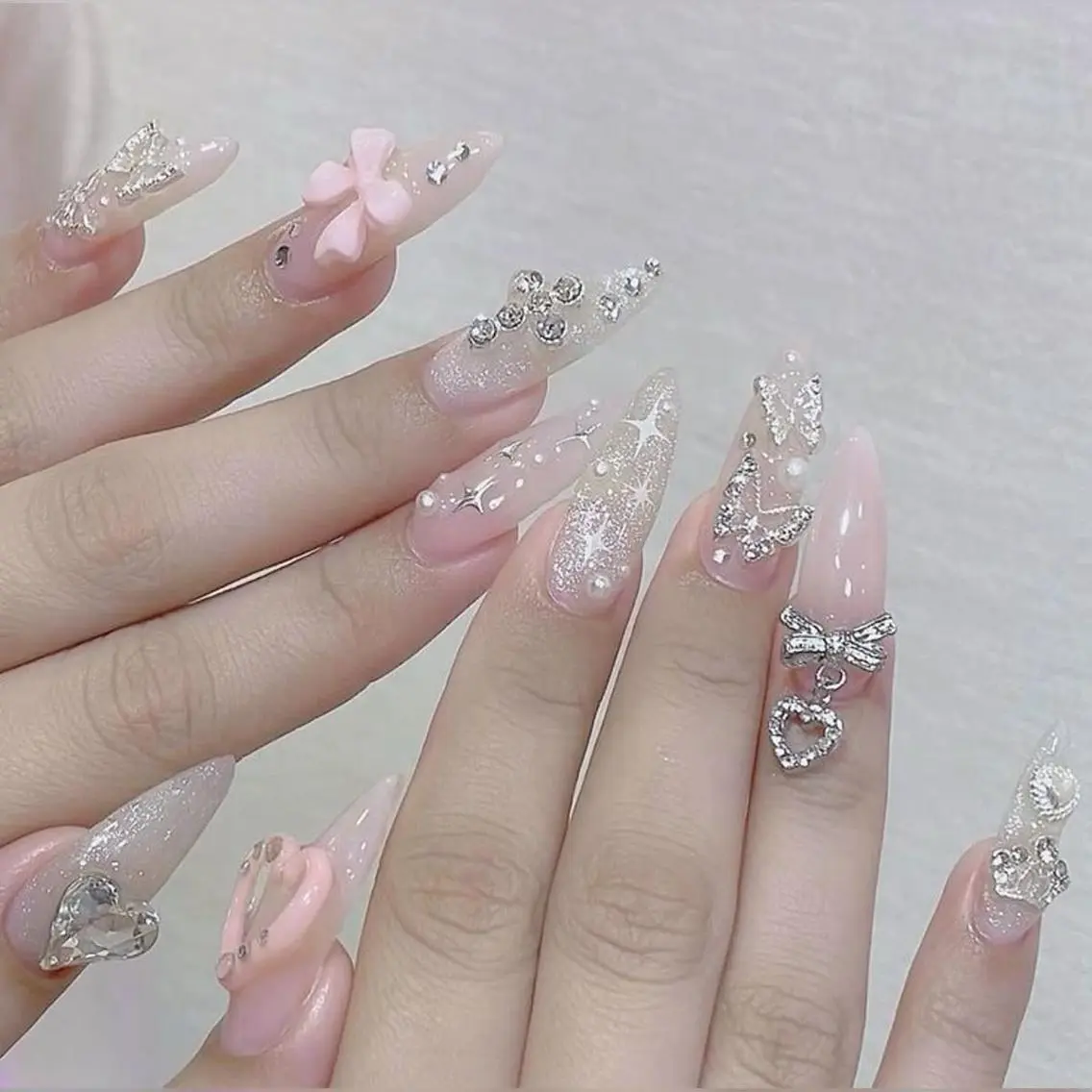ネイル 長さ出し フレンチネイル グラデーション 卒業式 マグネットネイル ハンドネイル MIHANA YUKIのネイルデザイン