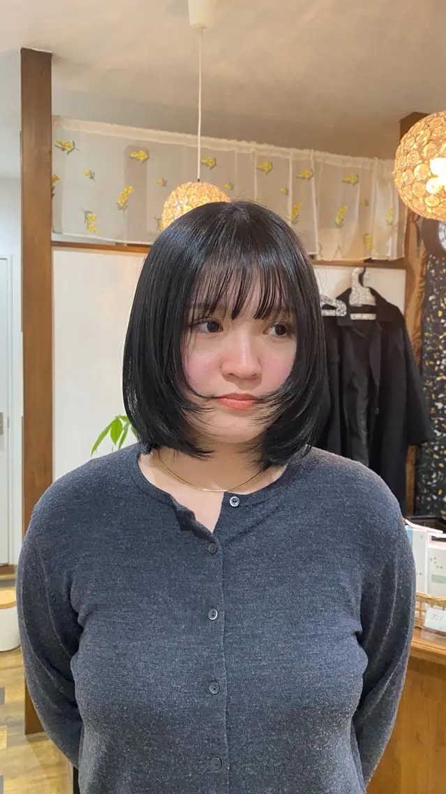ミディアム カラー ボブレイヤー ボブ レイヤーカット カラーモデル募集🩰 Amiのヘアスタイル