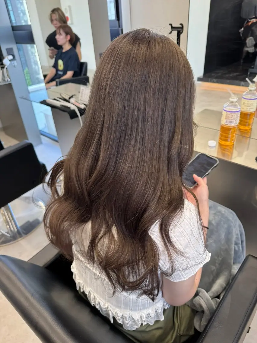 ロング カラー ブリーチ グレージュ シアーグレージュ カット ヘアカラー ベージュ/エクステ /職人/KENTAのヘアスタイル