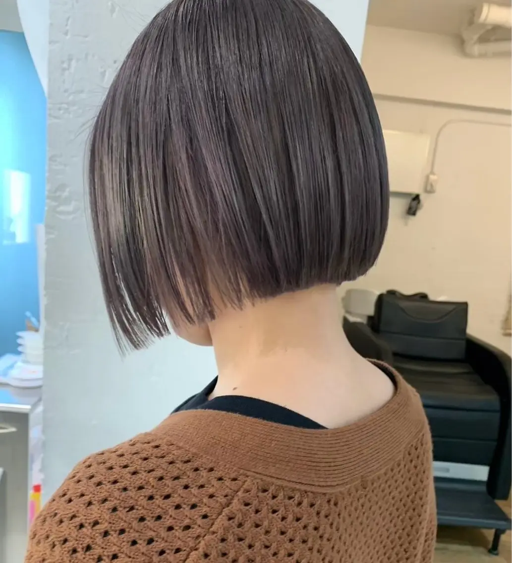 ショート カラー 👔ボブ﹨髪質改善 ストレート🩳ももかのヘアスタイル