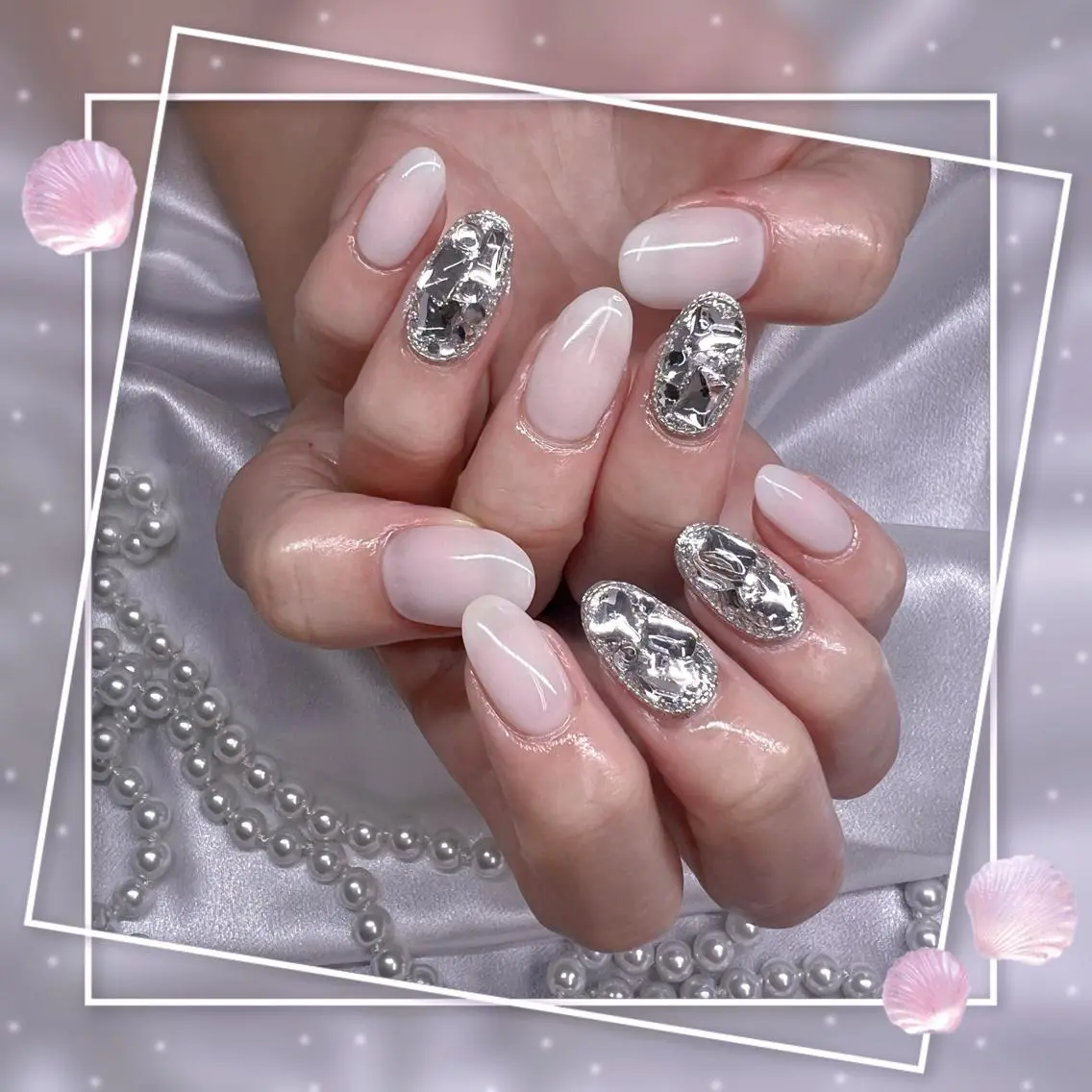ネイル フレンチネイル キラキラネイル 韓国ネイル マグネットネイル マグネットフレンチ ハンドネイル ハンドケア Chill Nailsalonのネイルデザイン
