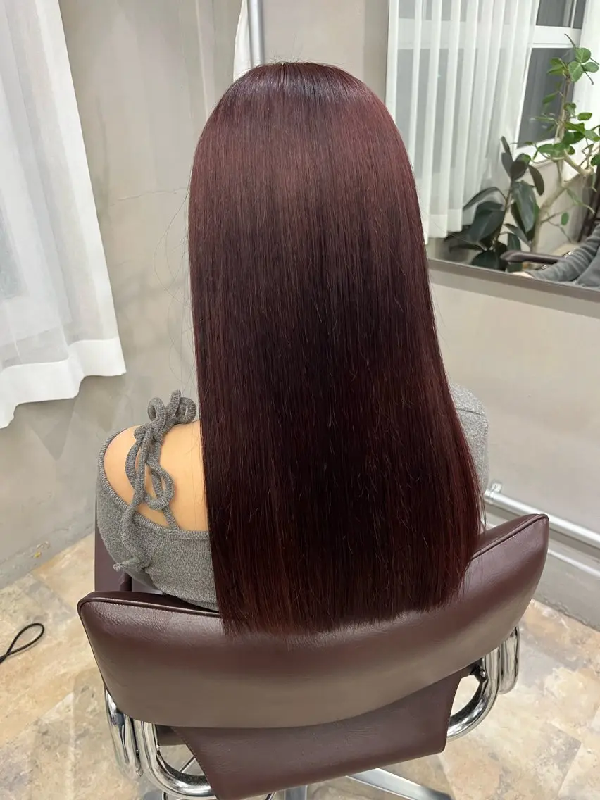 カラー ブリーチ ブラウンカラー レッドカラー 相宮 優羽のヘアスタイル