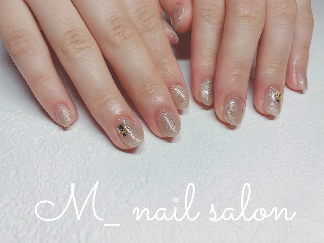 ネイル ワンカラーネイル M_ nail salonのネイルデザイン