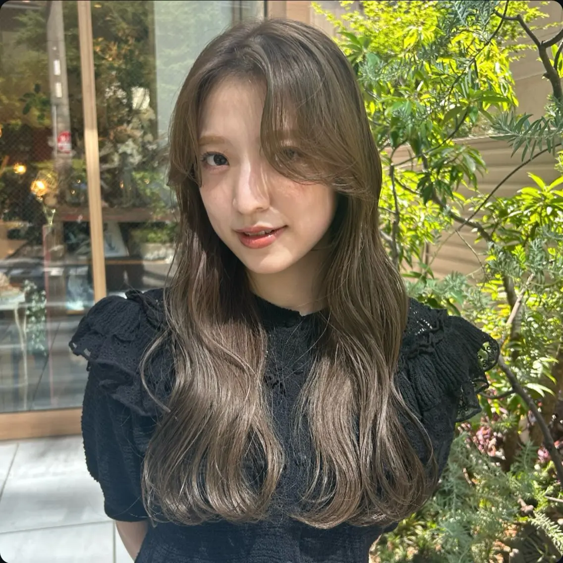 ロング カラー グレージュ オリーブグレージュ オリーブグレー Koto🌿 ブリーチなしカラーのヘアスタイル