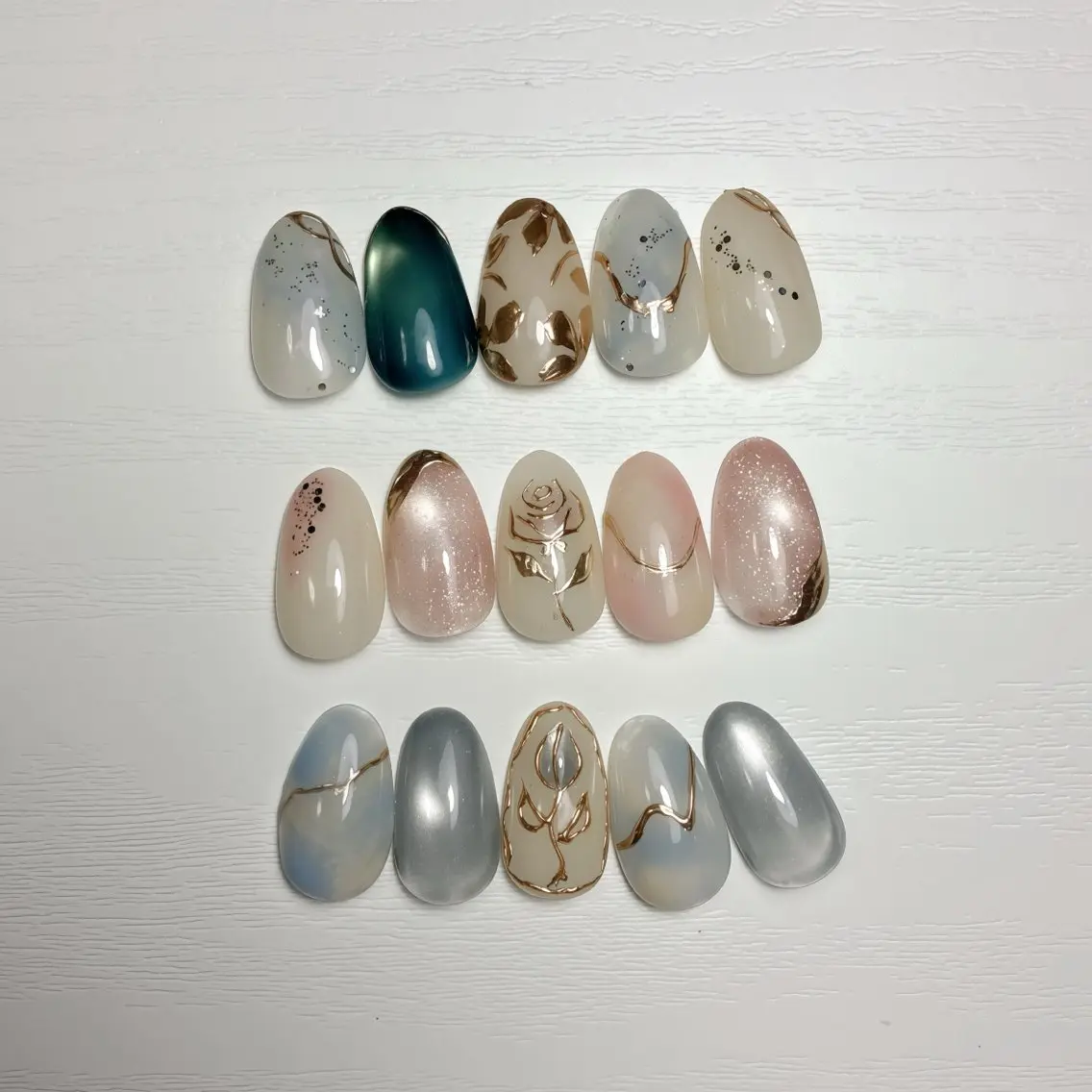ネイル フットネイル 氷ネイル・うるうるネイル マグネットネイル ニュアンスネイル シンプルネイル ハンドネイル nail salon anoneのネイルデザイン