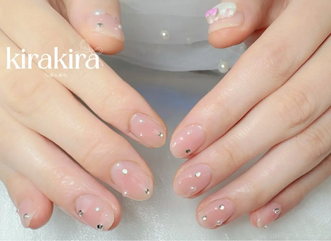 ネイル チークネイル キラキラネイル シンプルネイル Kirakira Nail salonのネイルデザイン