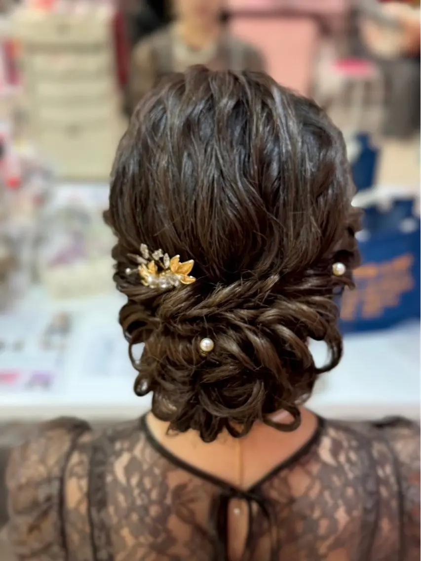 セミロング ヘアセット hanaCoco ハナココのヘアスタイル