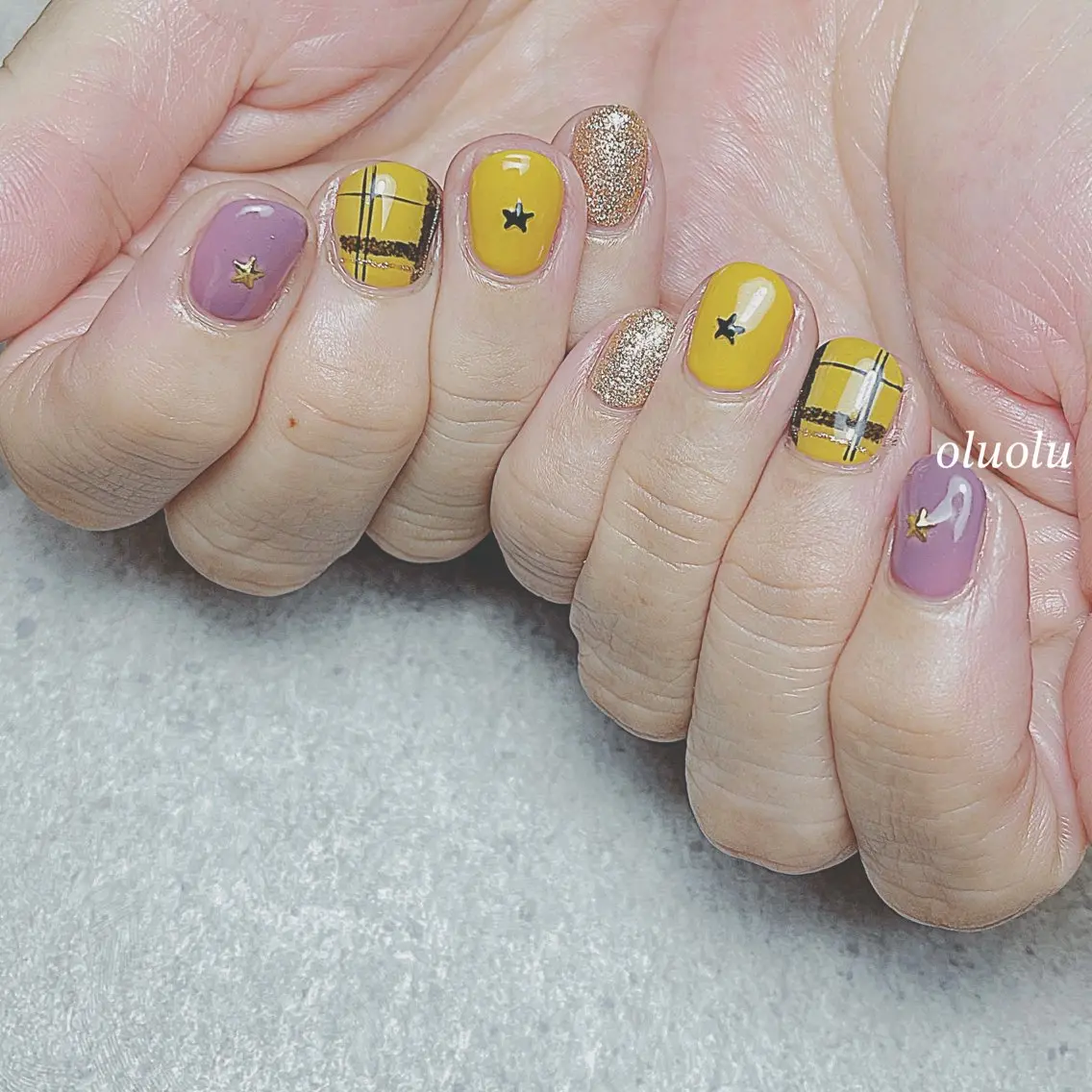 ネイル アートネイル フットネイル ニュアンスネイル パープル ショートネイル ハンドネイル 大村 紬華のネイルデザイン