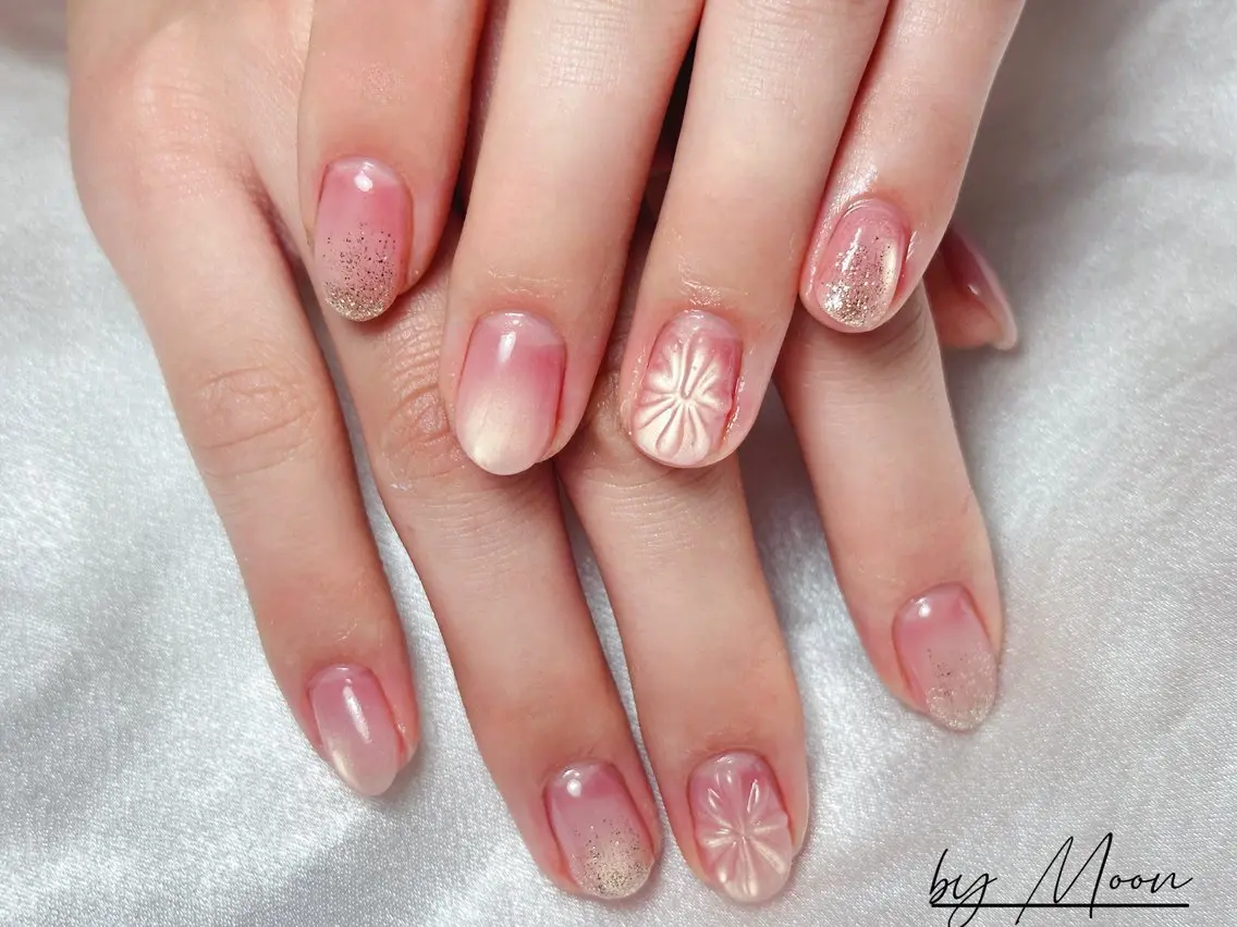 ネイル Moon Nailsのネイルデザイン