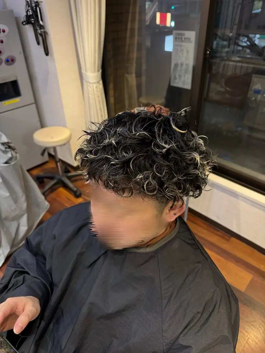 パーマ メンズ メンズパーマ スパイラルパーマ Sakura/ ショート・レイヤーのヘアスタイル