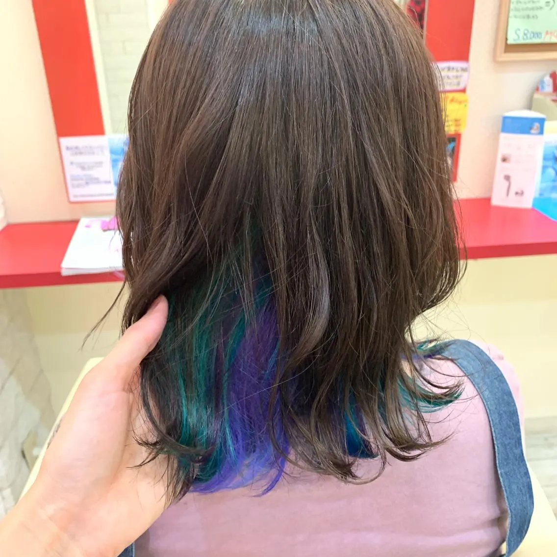 ミディアム カラー インナーカラー ユニコーンカラー 櫻井 なんなのヘアスタイル