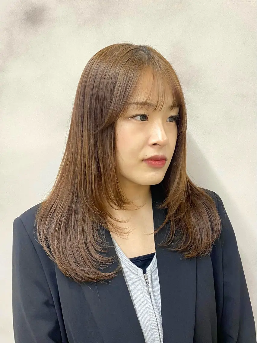 ミディアム ミディアムレイヤー レイヤーカット レイヤーカット🌼 艶カラー/長野/あやのヘアスタイル