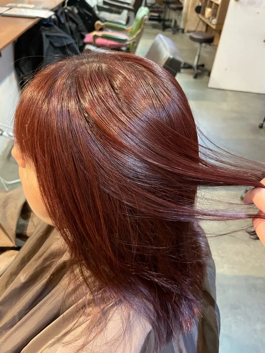 カラー ラベンダーカラー ピンクカラー ヘアカラー 桑田 真奈のヘアスタイル