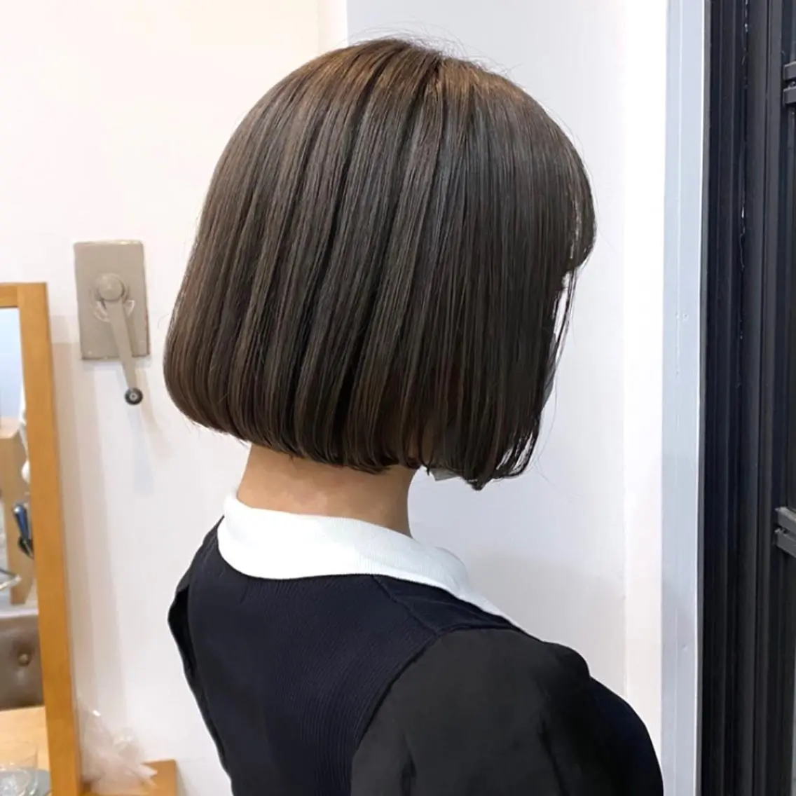 ショート カラー グレージュ モカグレージュ マンツーマン 美容師💚コウブチのヘアスタイル