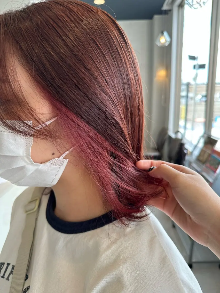 【✂︎カット+イヤリングカラー🎀+3️⃣STEPトリートメント】おしゃれにチラ見せが大人気🫶の写真