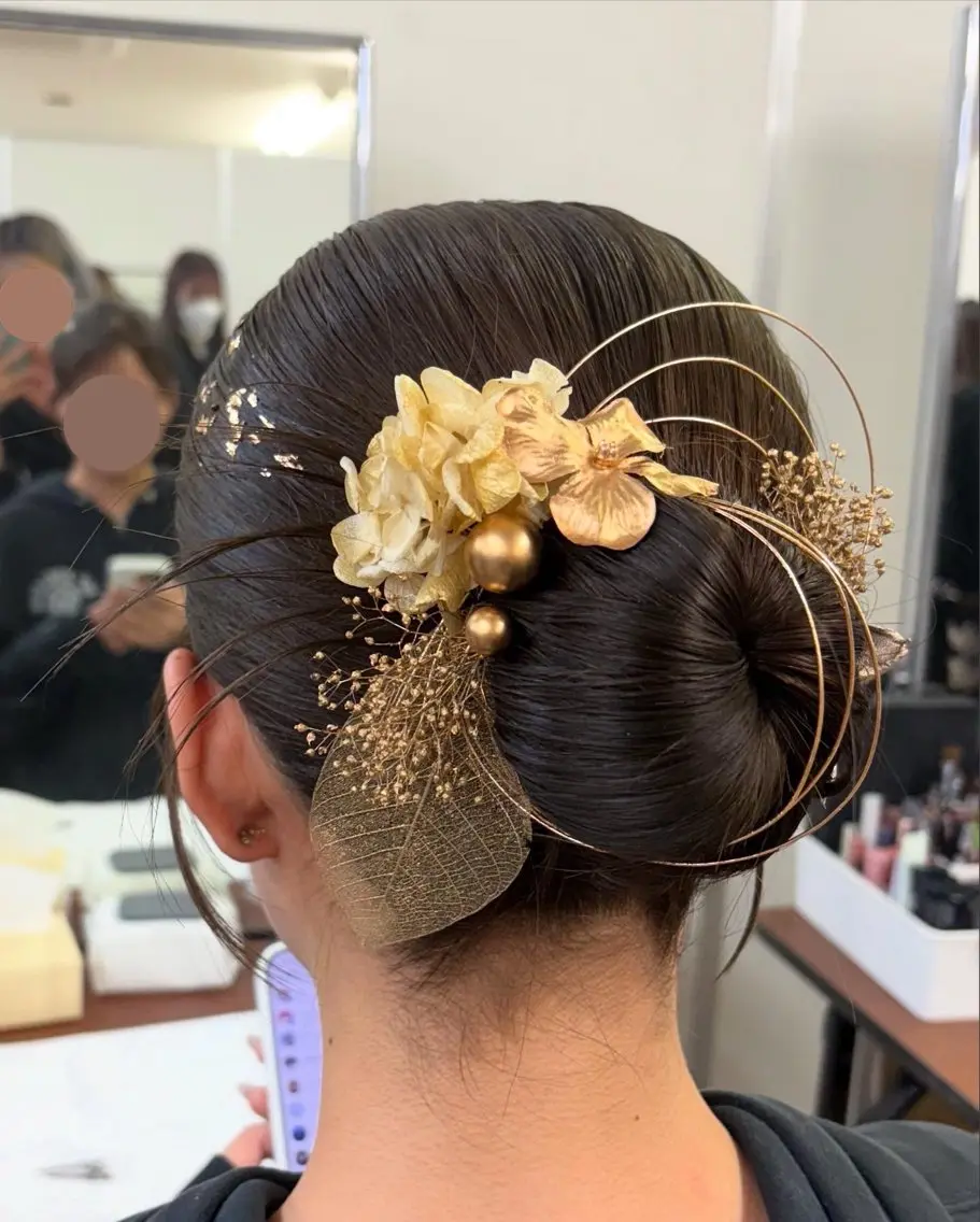 セミロング ヘアアレンジ ヘアセット カットモデル/ セット/宮里心香のヘアスタイル