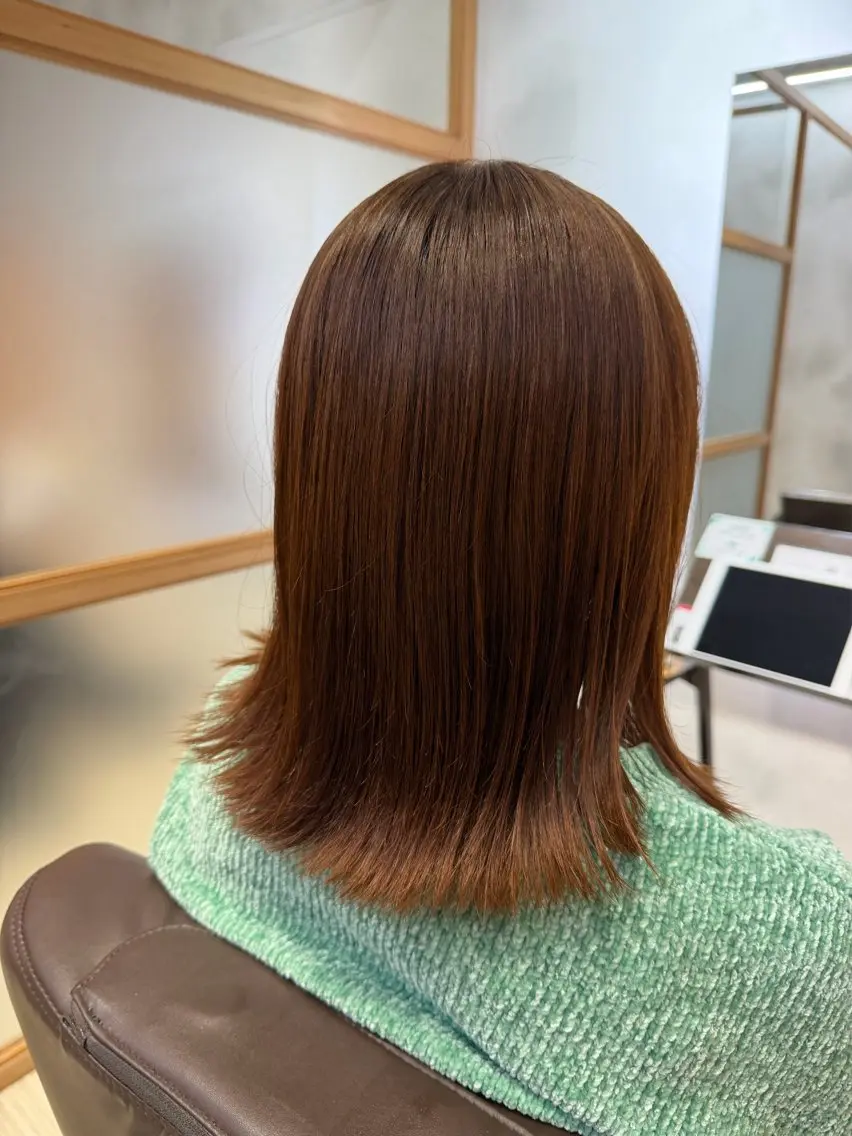 ミディアム カラー ベージュカラー ブリーチ ブリーチなしカラー カット ヘアカラー レディースカット モデル募集　山田省吾のヘアスタイル