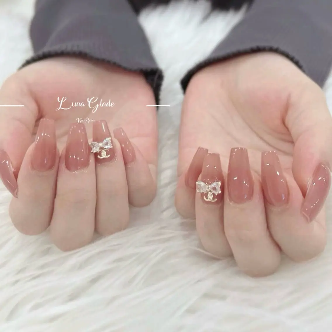 ネイル ハンドネイル Luna Gladeのネイルデザイン