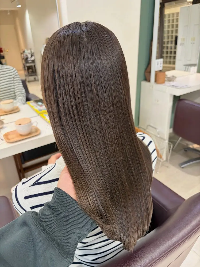 カット+ブリーチ無しダブルカラー+トリートメントの写真