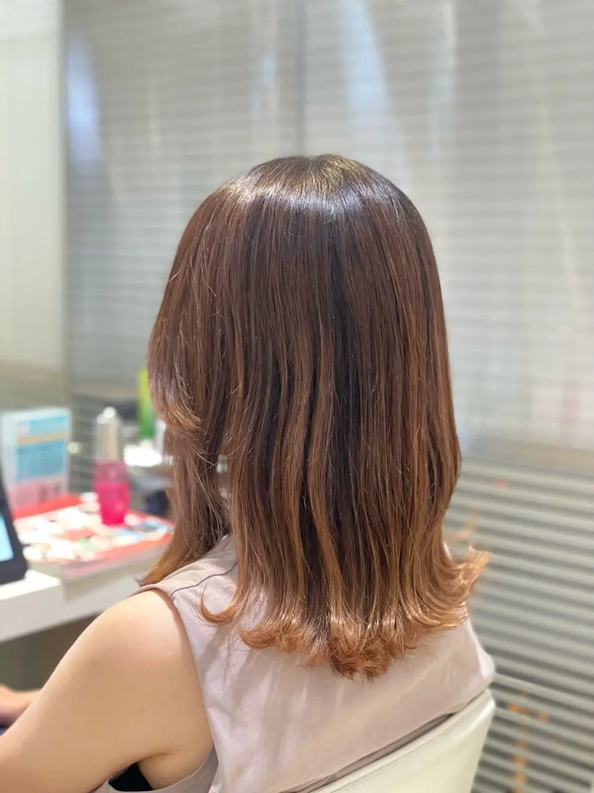 セミロング 顔まわりレイヤー 顔周りカット レイヤーカット 田上 斗空 モデル募集✂️のヘアスタイル