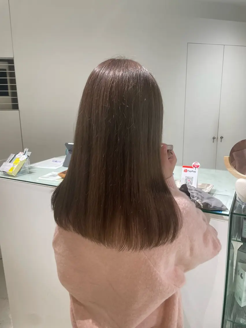 セミロング カラー ヘアカラー loely 💞miyuのヘアスタイル
