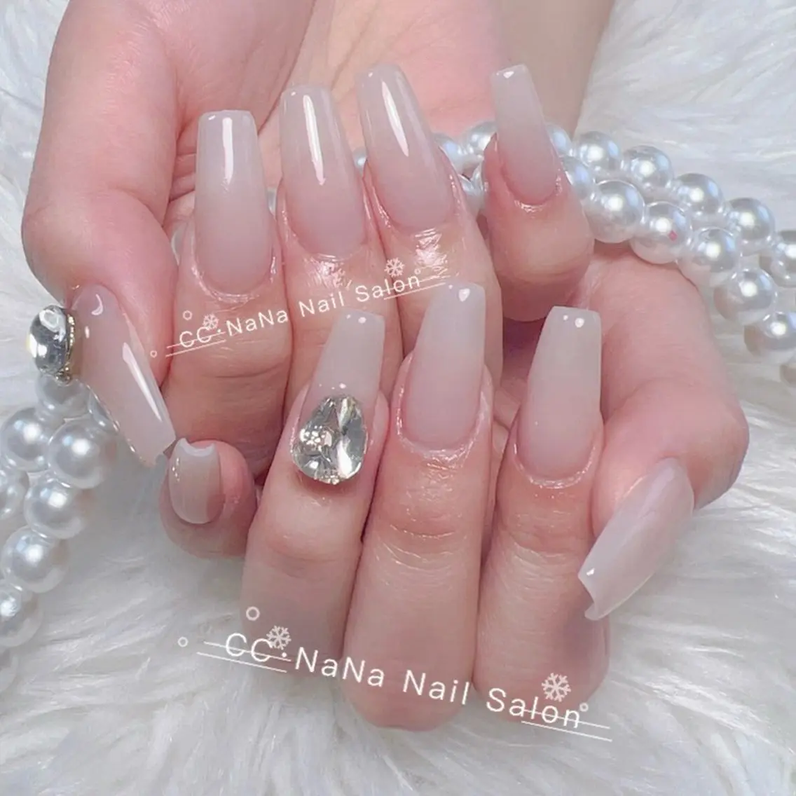 ネイル チークネイル フラッシュネイル ハート キラキラネイル 韓国ネイル ハンドネイル 💎CC・NaNa 韓国風ネイル🌙Cのネイルデザイン