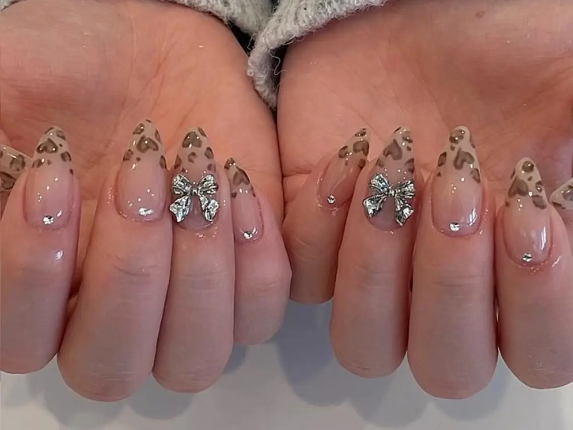 ネイル メンズ メンズ韓国風 オーロラネイル チークネイル 長さ出し フレンチネイル ハンドネイル ハンドケア NEW NAIL KaKa❤️🔥のネイルデザイン