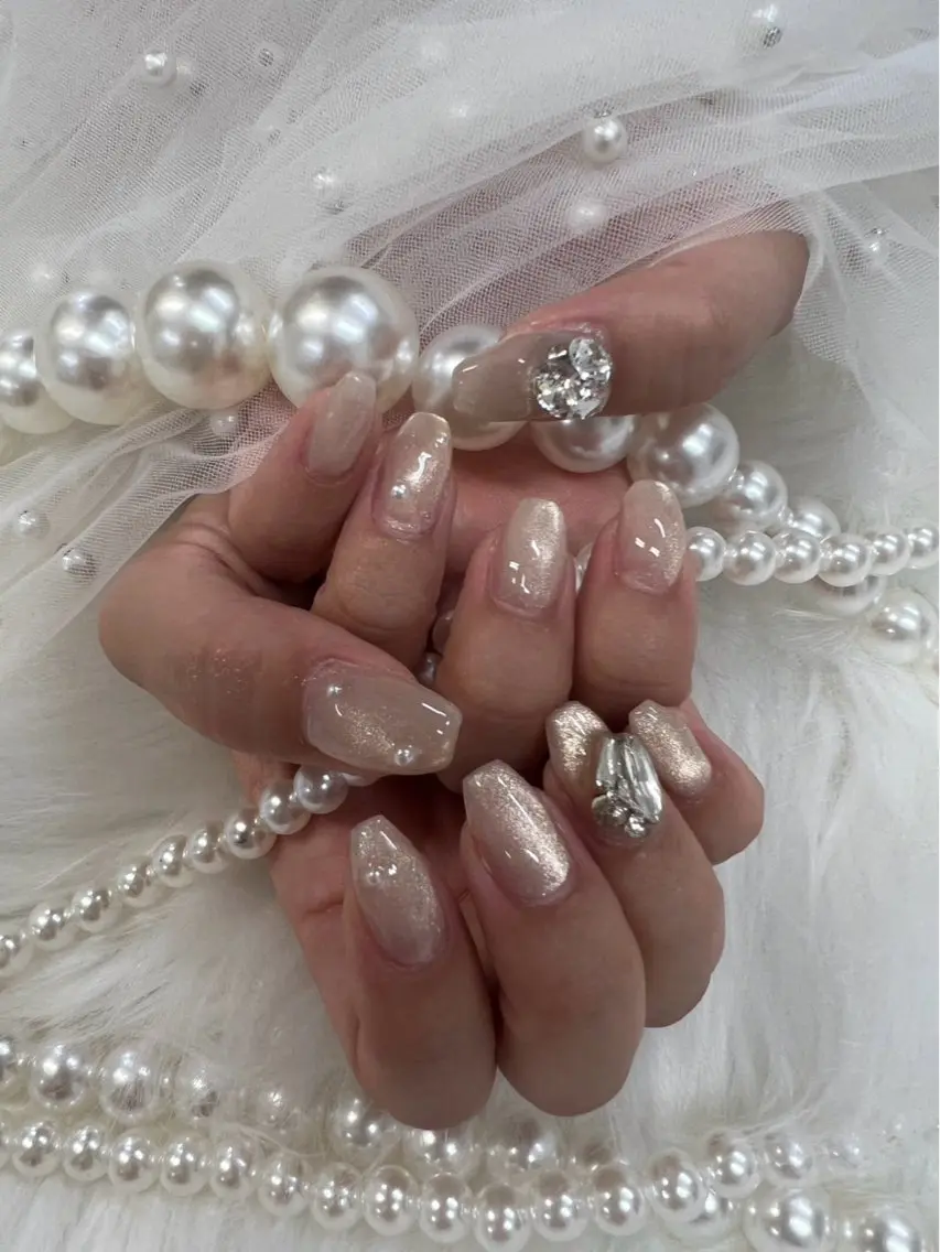 ネイル チークネイル フットネイル フレンチネイル ジェルネイル マグネットネイル Queeens nailのネイルデザイン