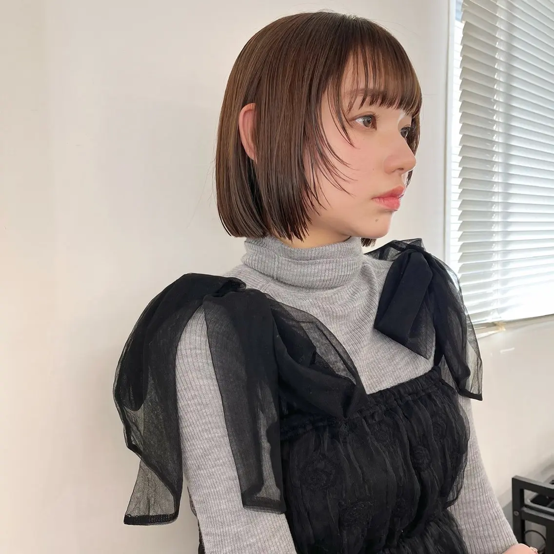 ショート カラー ボブ 顔まわりレイヤー レイヤーカット カット ヘアカラー トリートメント No1韓国風レイヤー &カチモリ✨ /サキのヘアスタイル