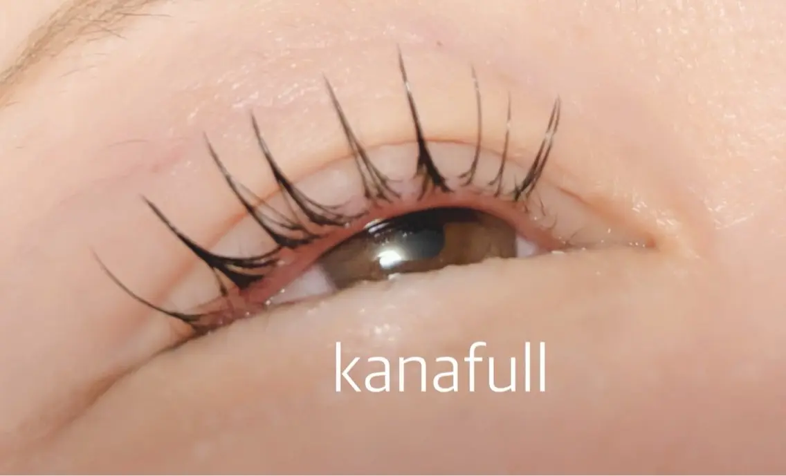 マツエク・マツパ フラットラッシュ kanafull  eyelashのマツエク・マツパデザイン