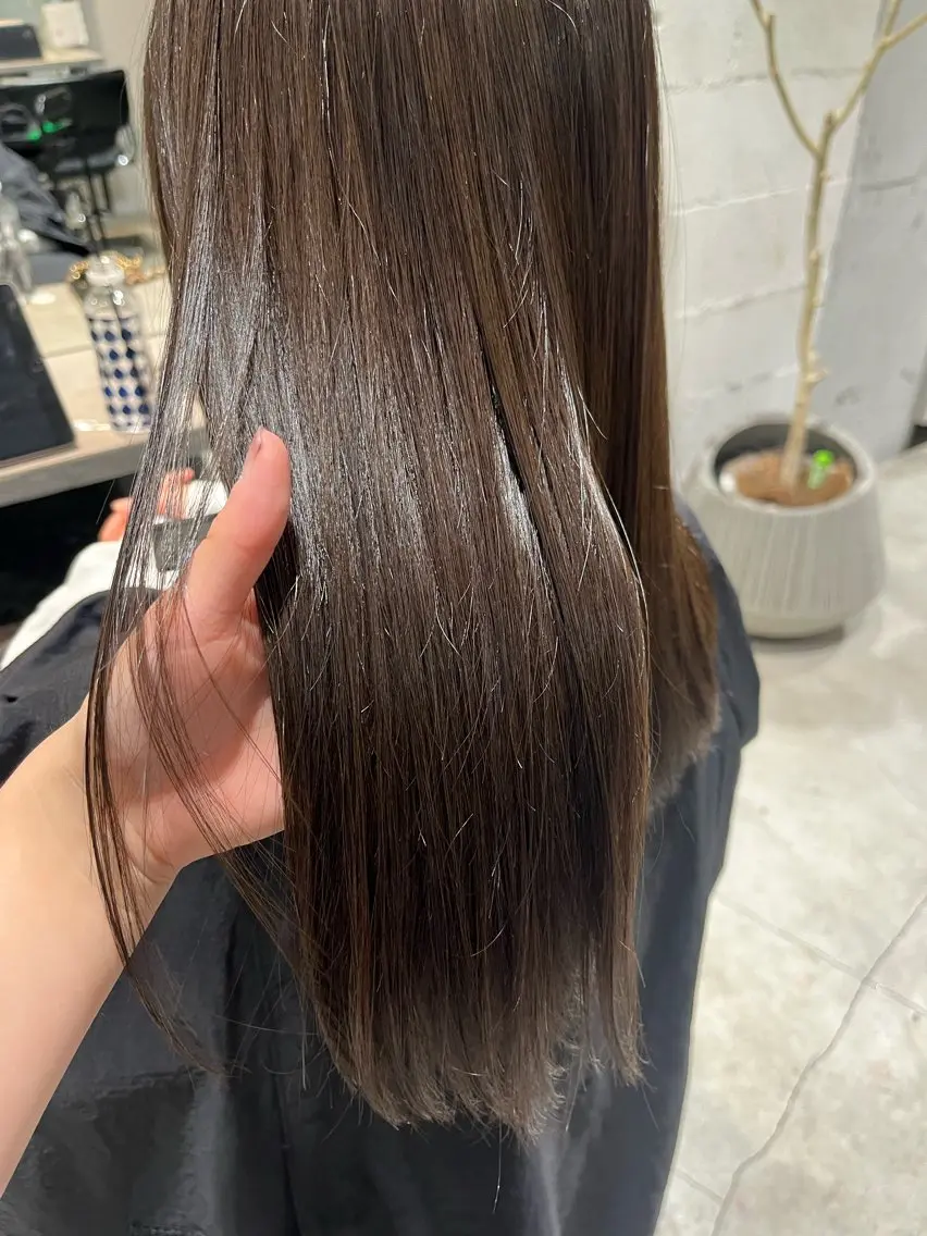 ロング カラー 透明感カラー オリーブカラー Juna✂️ レイヤー / ボブのヘアスタイル