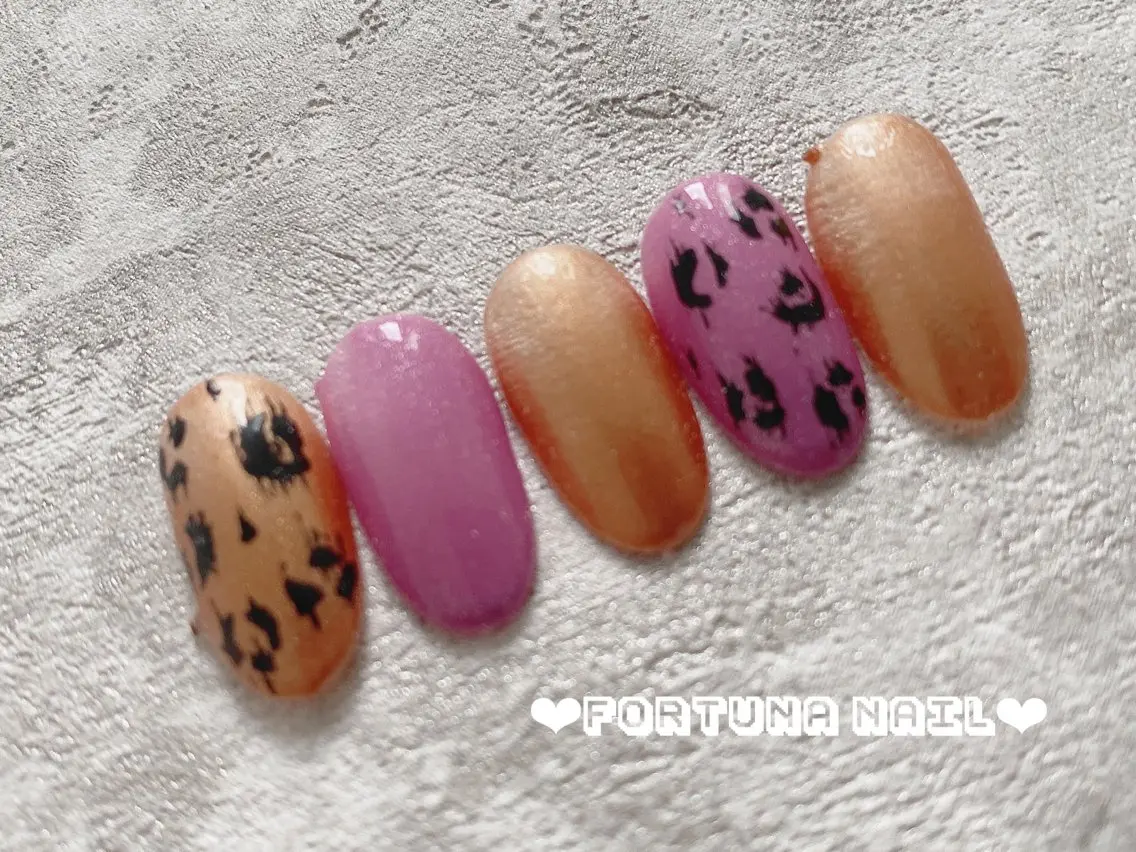 ネイル ハロウィン Nail •Head スパFortunaのネイルデザイン
