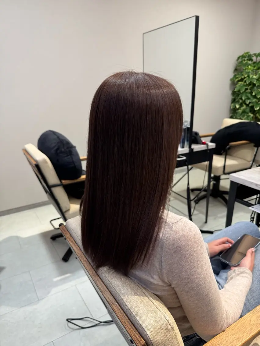セミロング sakai toshinoriのヘアスタイル
