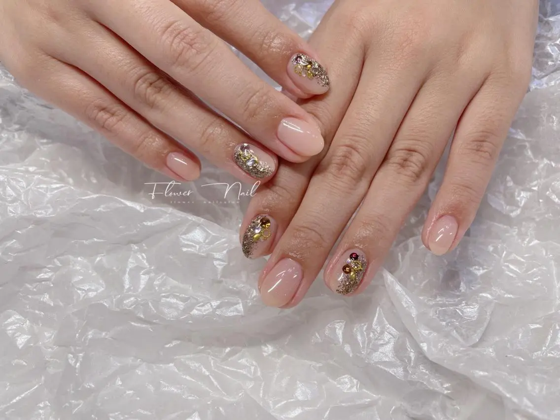 ネイル Flower nailのネイルデザイン