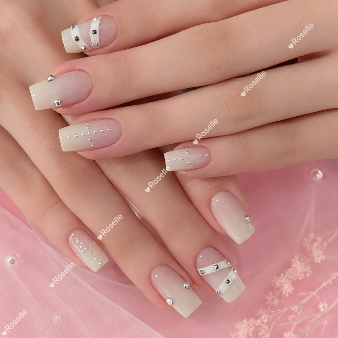 ネイル ハンドネイル ROSELLE REIKAのネイルデザイン