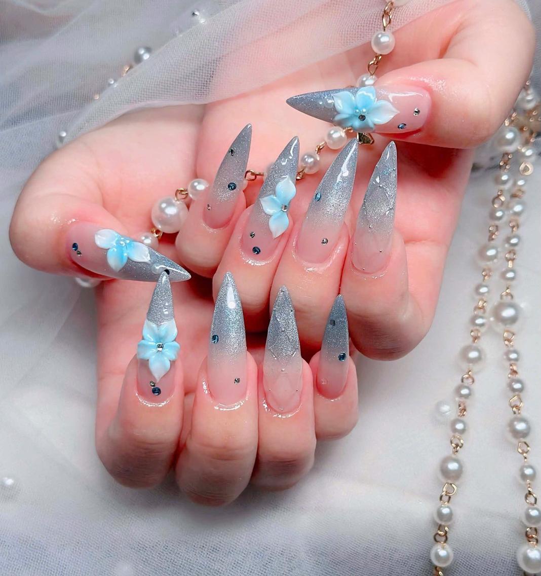 ネイル フレンチネイル ジェルネイル ハロウィン 韓国ネイル マグネットネイル ハンドネイル mia H.babynailのネイルデザイン