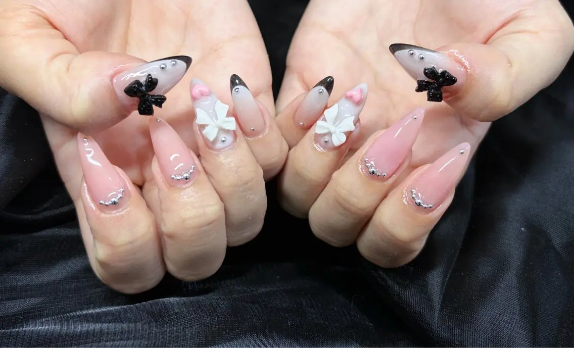 ネイル アートネイル ジェルネイル マグネットネイル Lu nailsalonのネイルデザイン
