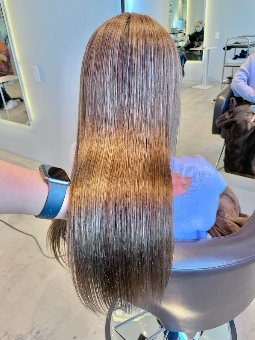 ロング トリートメント OCHIAI KEISUKEのヘアスタイル