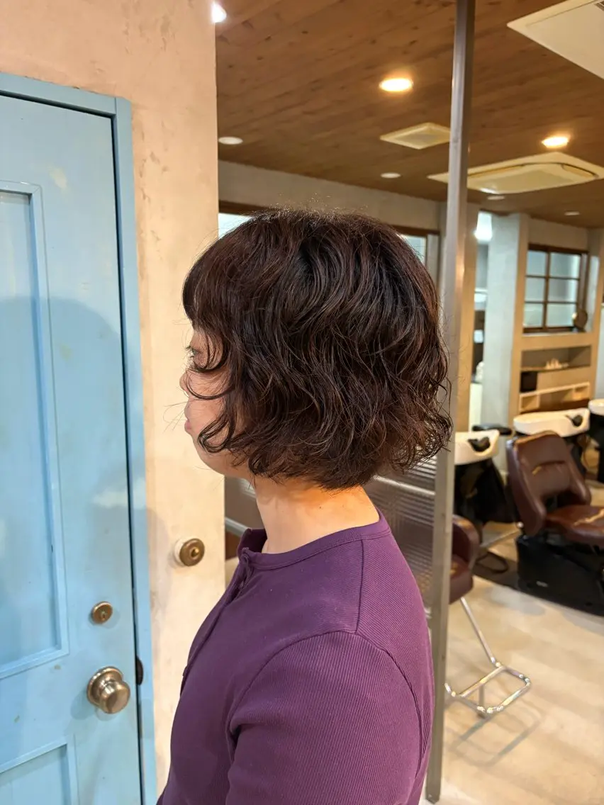 ミディアム パーマ 時森 咲良のヘアスタイル