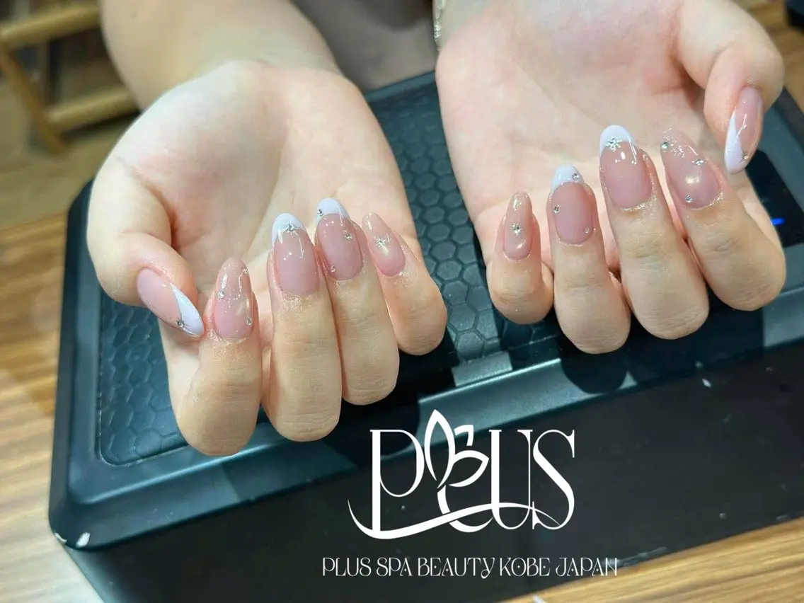 ネイル ジェルネイル 韓国ネイル ニュアンスネイル PLUSSPA HOANGのネイルデザイン