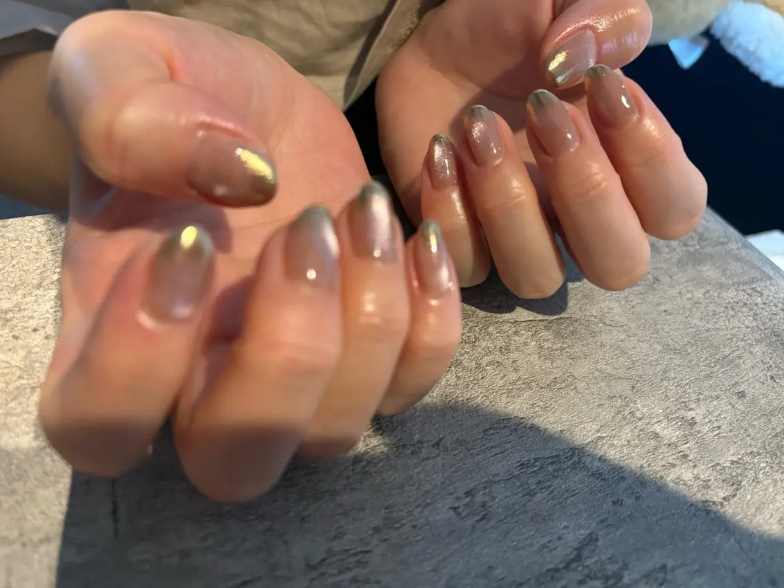 ネイル グラデーション ミラーネイル private HUE.kのネイルデザイン