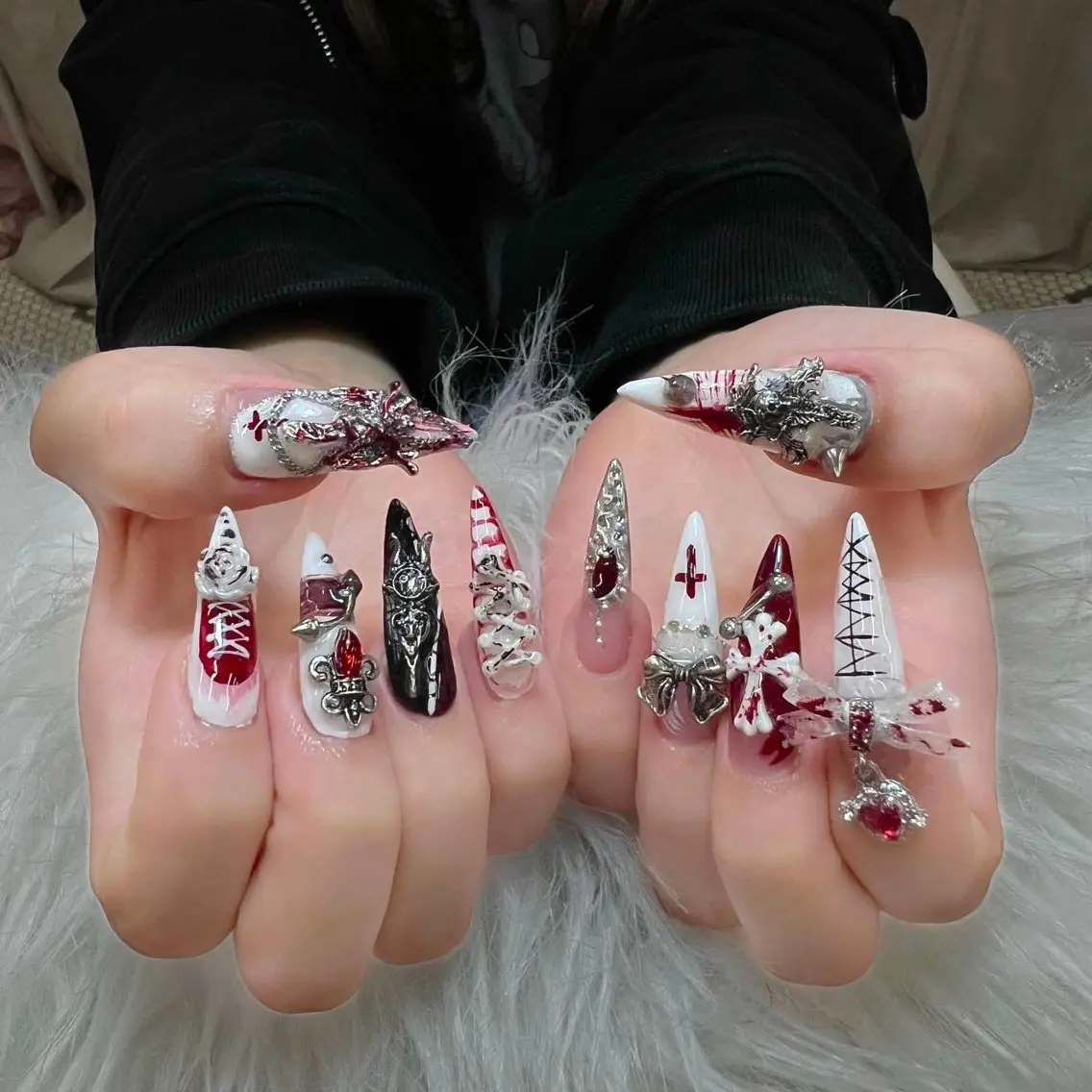 ネイル ハンドネイル ANH NAIL ゴテゴテ専門店💎のネイルデザイン