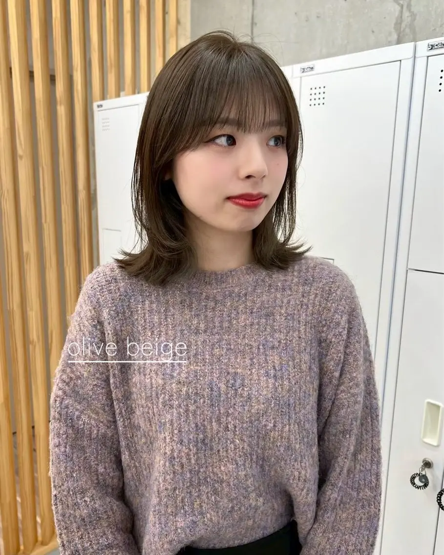 カラー ベージュカラー オリーブベージュ ヘアカラー 山口 颯太のヘアスタイル
