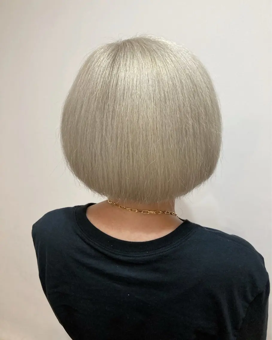 ダブルカラー(ブリーチリタッチ)＋イルミナカラー＋ブロー＋トリートメントの写真