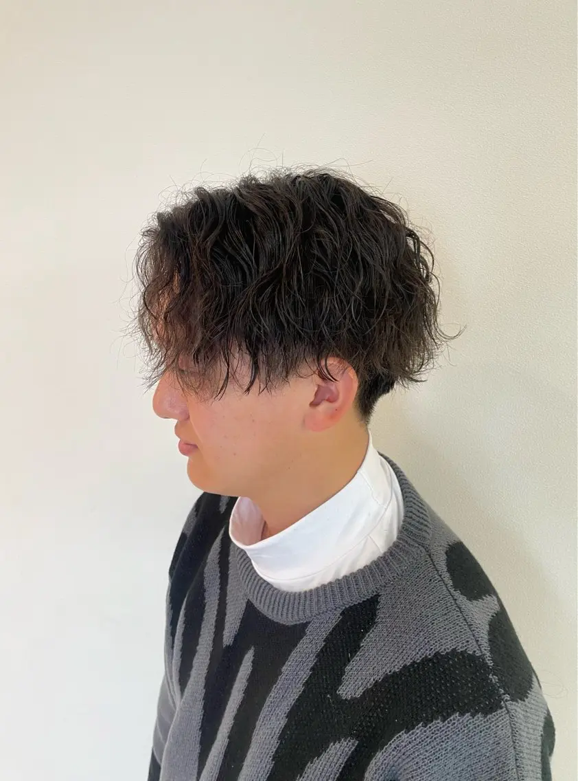 ショート パーマ メンズ 波巻きパーマ ダブルカラー/ レイヤー🍒齋藤 澪のヘアスタイル