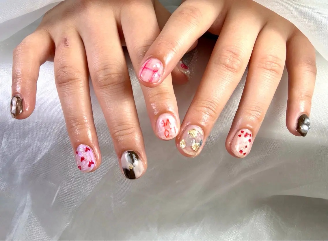 ネイル バレンタイン ハンドネイル Nailsalon MONA.のネイルデザイン